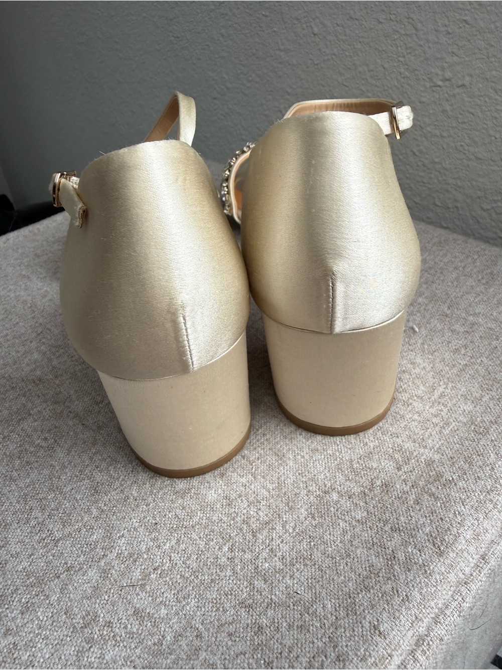 Birdies Gold Leather Pointed Toe Mule Flats Size 7 - Picture 6 of 7